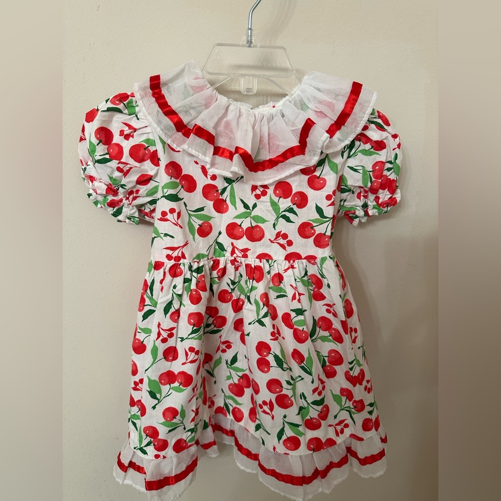 Vintage 1990s Girls Red Cherry Print Ruffle Collar Puff Sleeve Dress 3T Kidscore